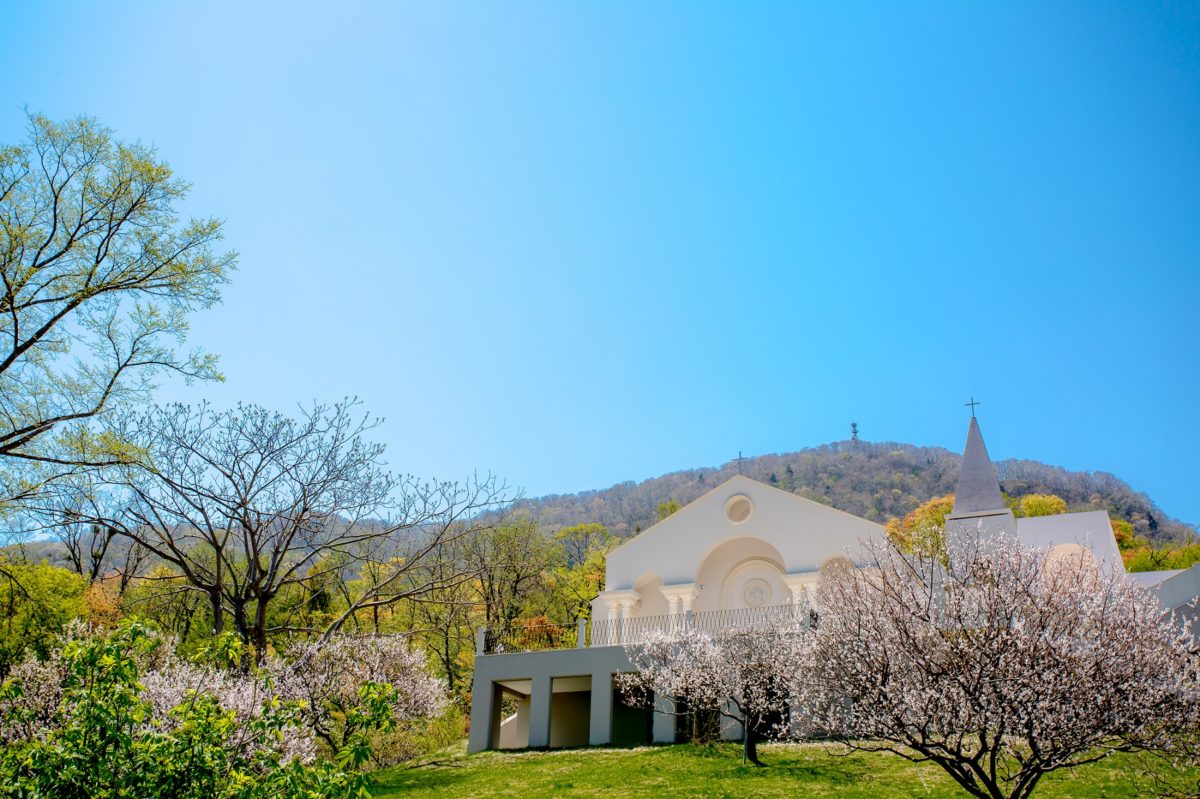 Rose Garden Christ Church — 玫瑰花園教堂